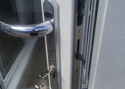 new handle lock provided by secure locksmiths in livingston